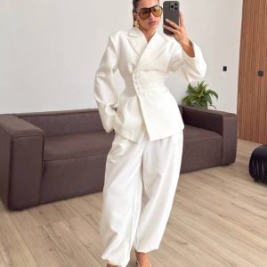 Комплет со широки панталони